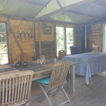 De Oude Pastorie Bed & Breakfast La Celle-En-Morvan ภายนอก รูปภาพ
